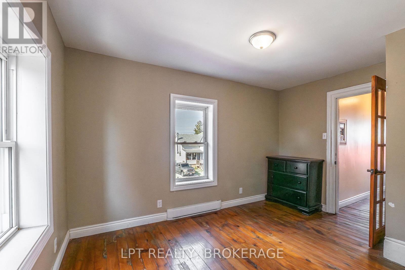 277 Brock Street, Gananoque, Ontario  K7G 1K5 - Photo 19 - X12462962