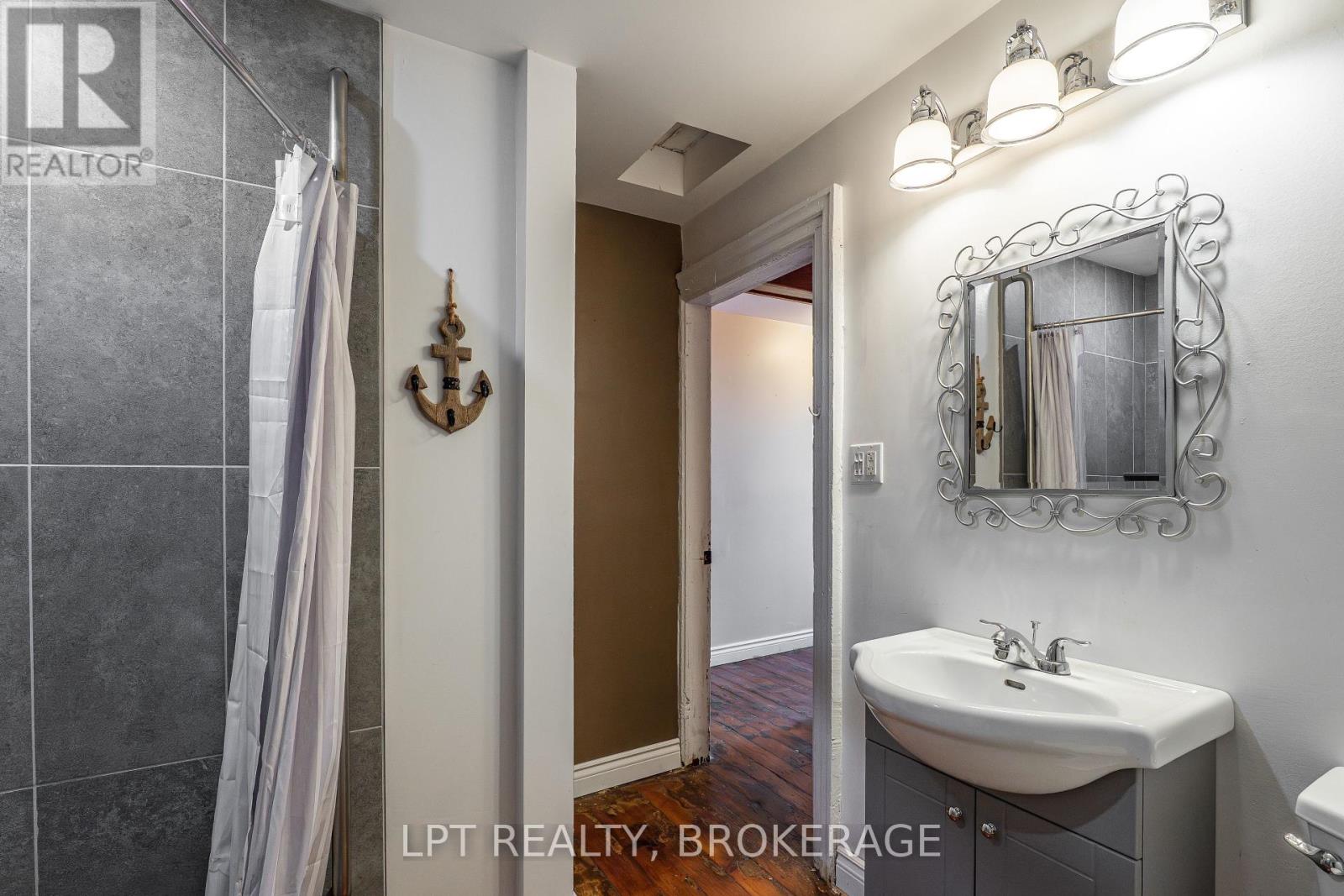 277 Brock Street, Gananoque, Ontario  K7G 1K5 - Photo 20 - X12462962
