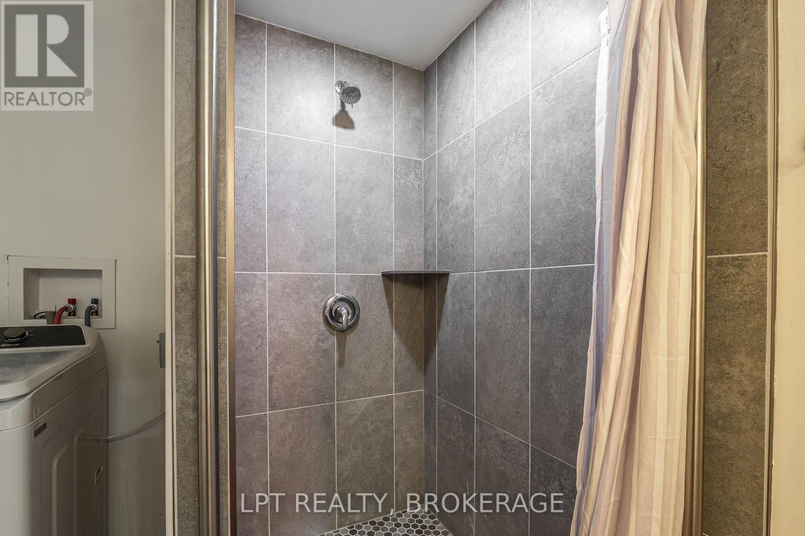 277 Brock Street, Gananoque, Ontario  K7G 1K5 - Photo 21 - X12462962