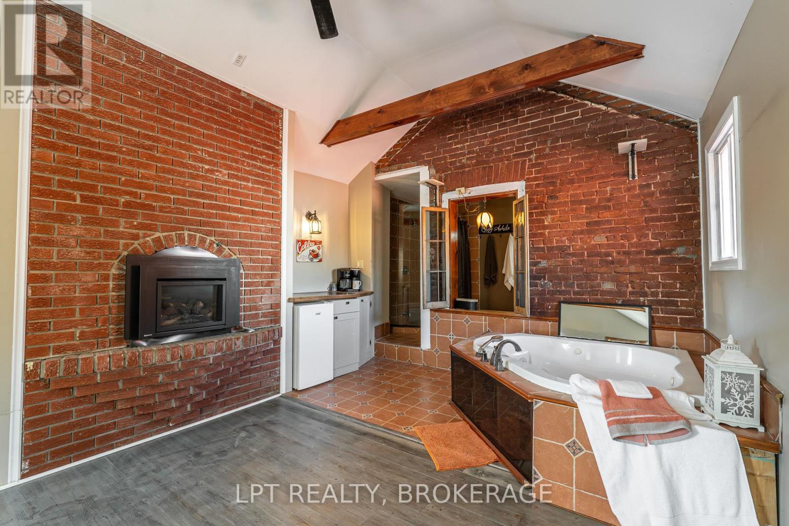 277 Brock Street, Gananoque, Ontario  K7G 1K5 - Photo 25 - X12462962