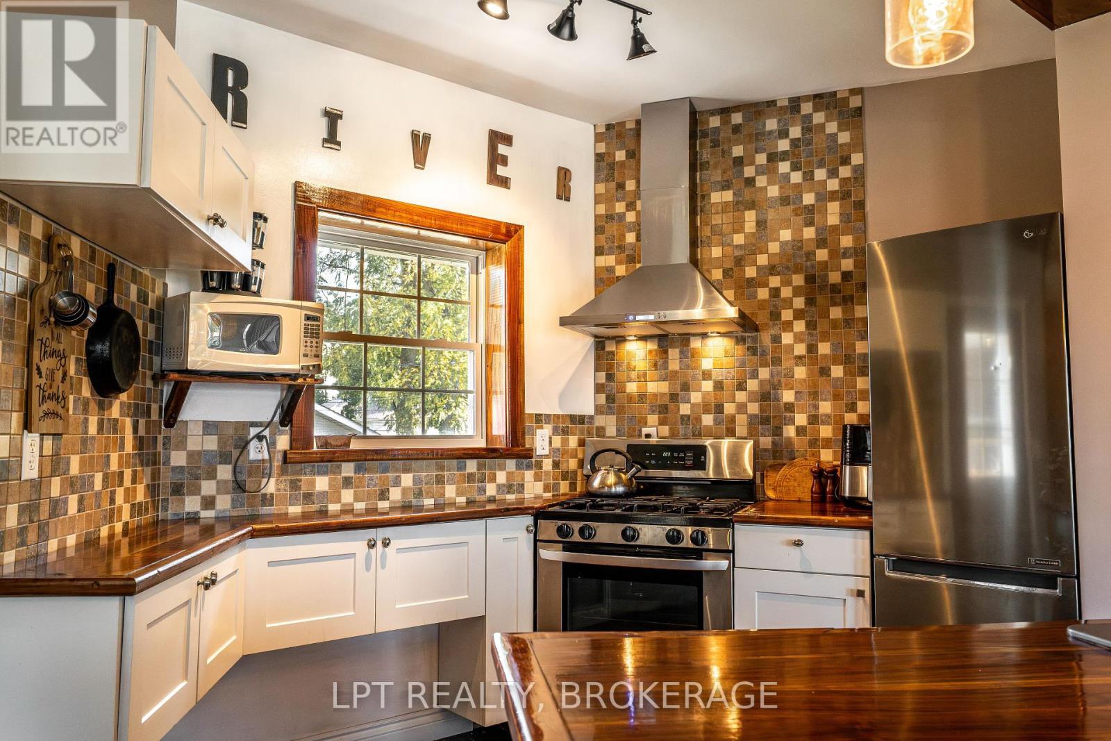 277 Brock Street, Gananoque, Ontario  K7G 1K5 - Photo 30 - X12462962