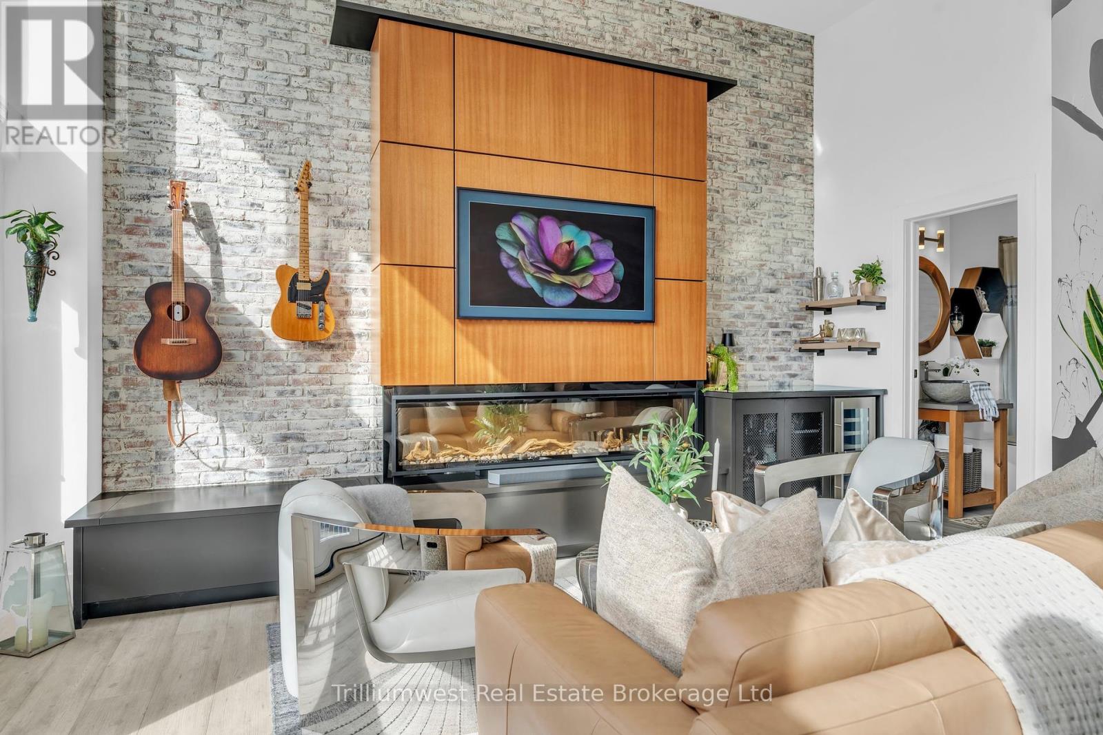 205 - 276 King Street W, Kitchener, Ontario  N2G 1B6 - Photo 31 - X12462921