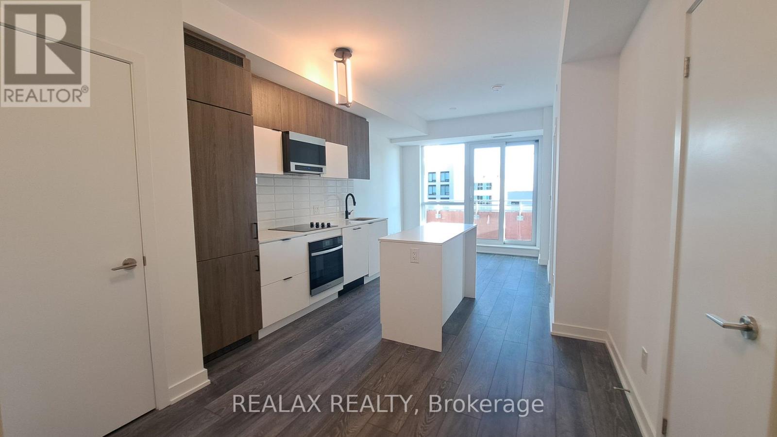 206 - 8888 Yonge Street, Richmond Hill, Ontario  L4C 5V6 - Photo 7 - N12386843