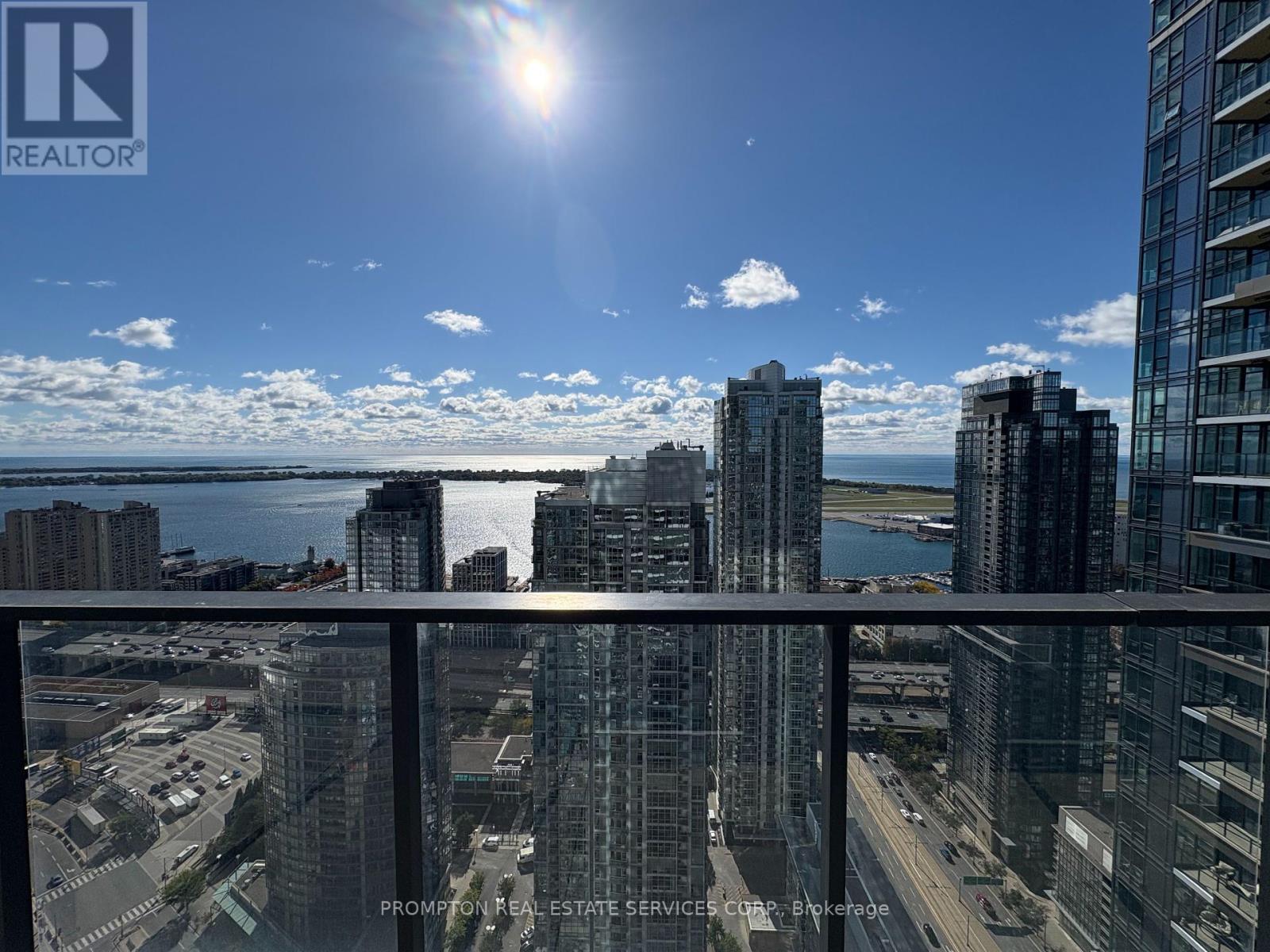 4609 - 1 Concord Cityplace Way, Toronto, Ontario  M5V 0X3 - Photo 8 - C12454795