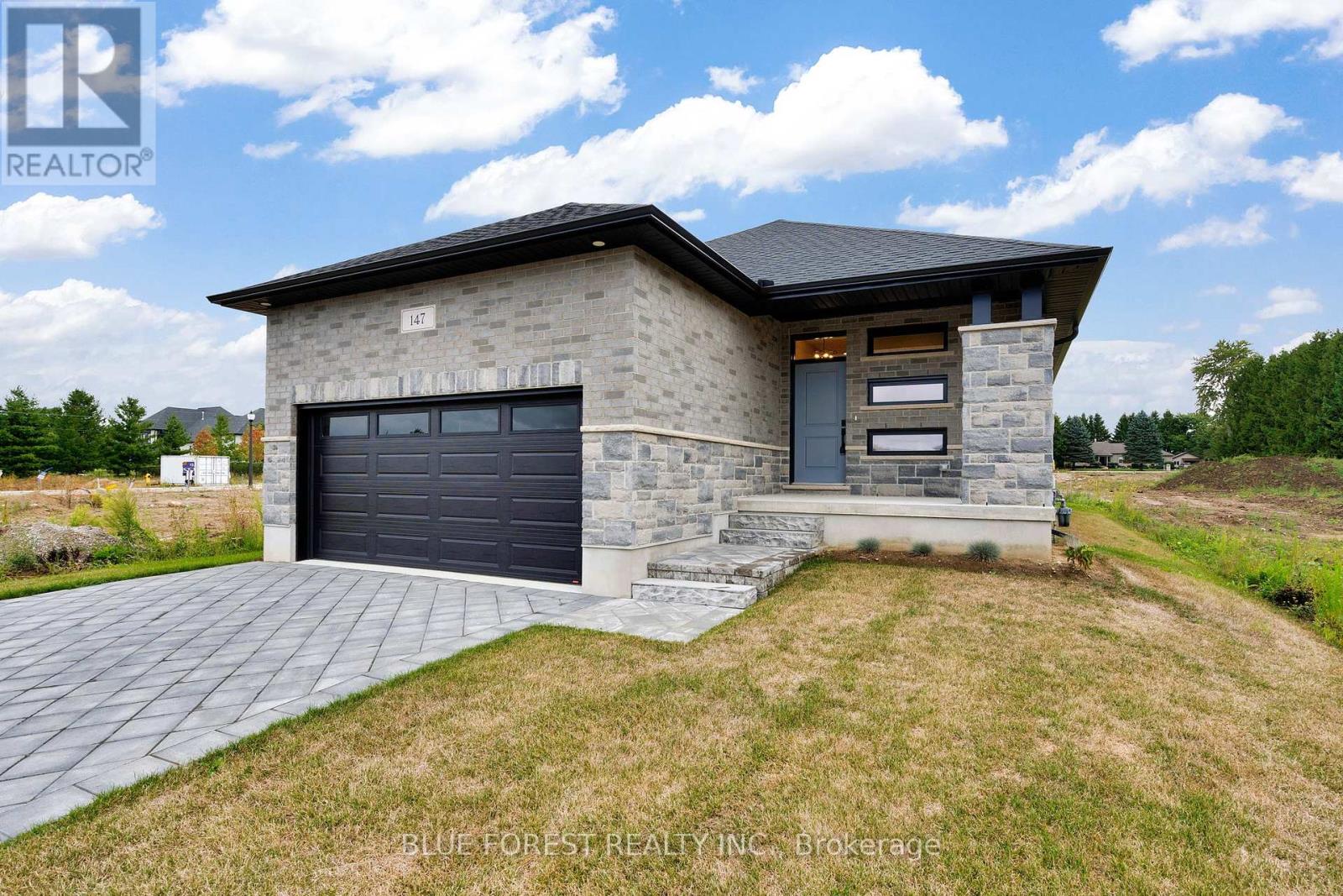 147 SHIRLEY STREET, Thames Centre, Ontario