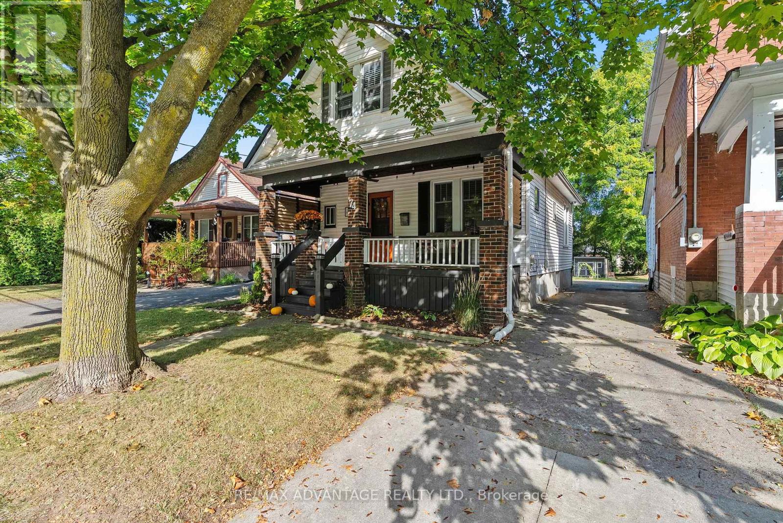 74 EMERY STREET E, London South, Ontario