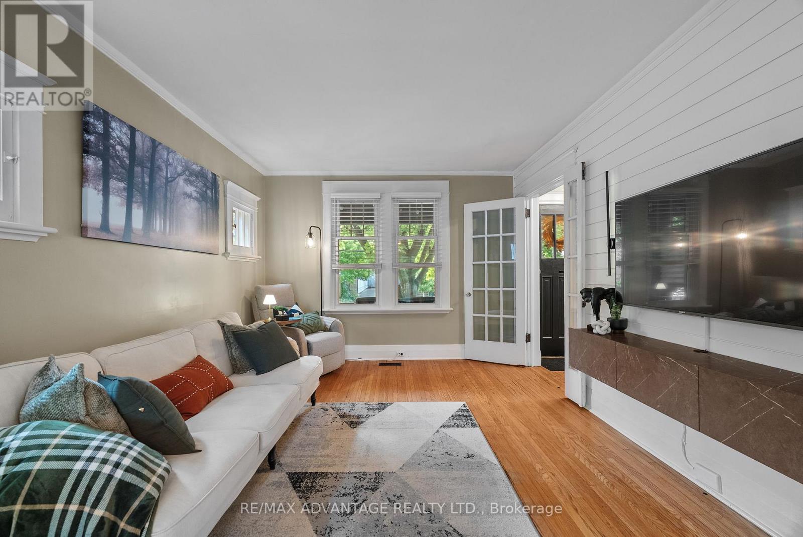 74 Emery Street E, London South, Ontario  N6C 2C8 - Photo 12 - X12462894