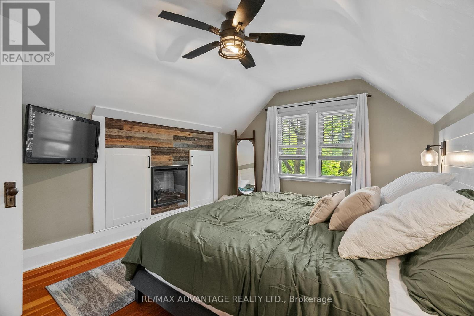 74 Emery Street E, London South, Ontario  N6C 2C8 - Photo 28 - X12462894