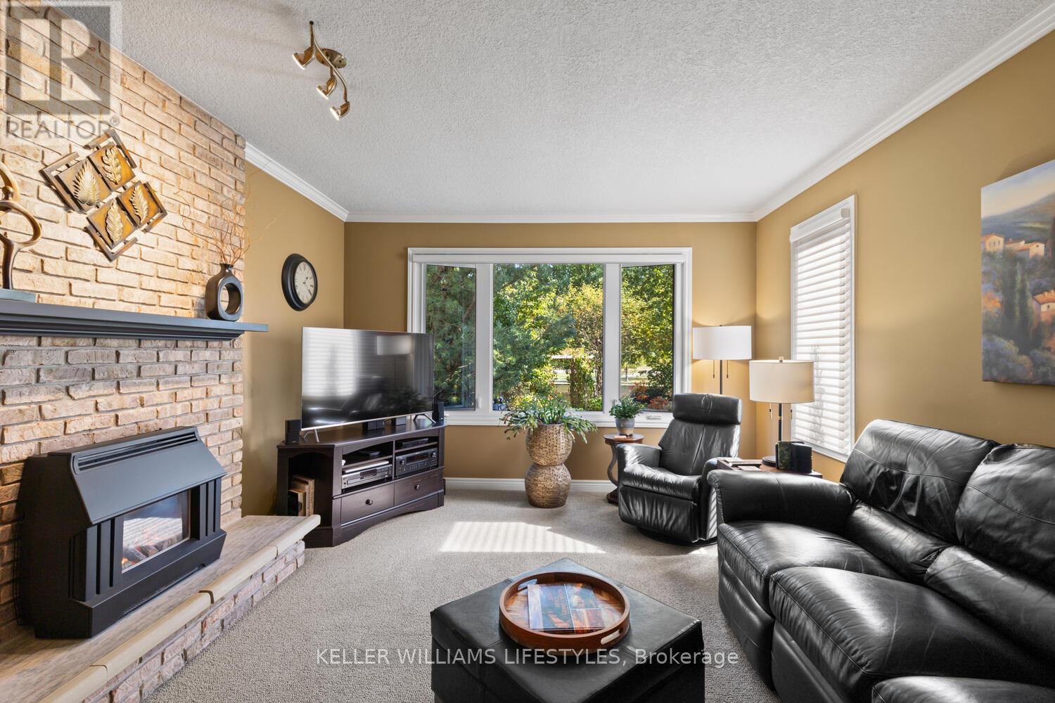 114 Monte Vista Crescent, London South, Ontario  N6J 4P3 - Photo 19 - X12462940