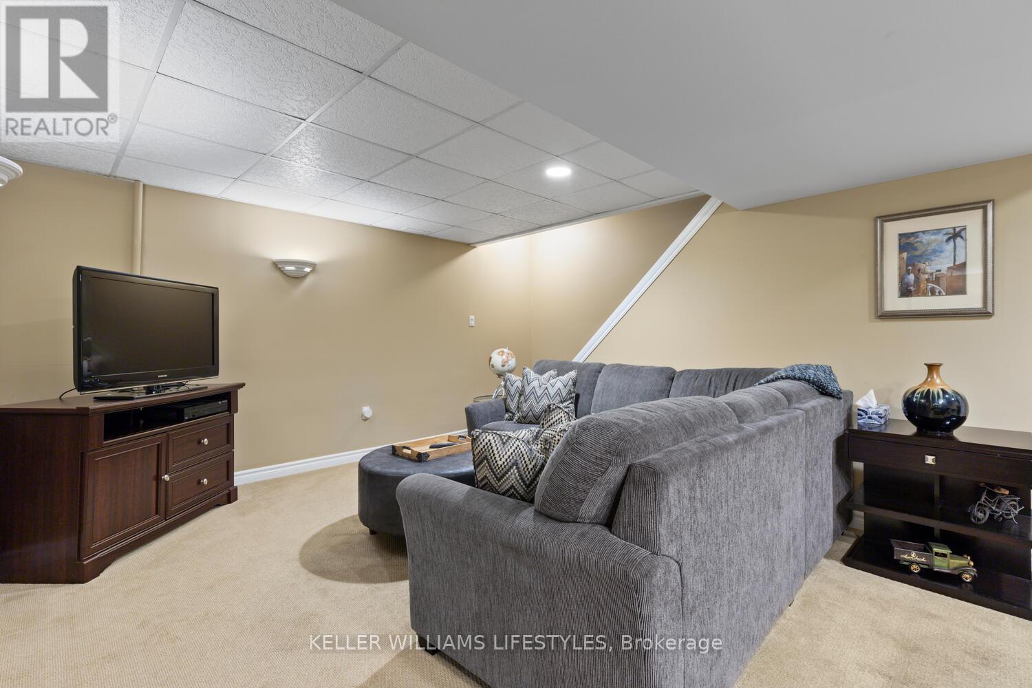 114 Monte Vista Crescent, London South, Ontario  N6J 4P3 - Photo 36 - X12462940