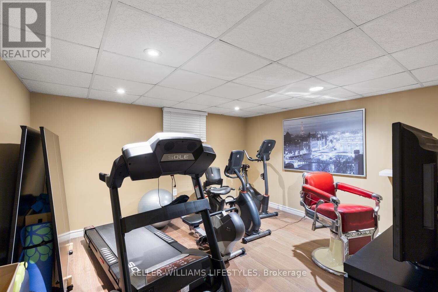 114 Monte Vista Crescent, London South, Ontario  N6J 4P3 - Photo 41 - X12462940