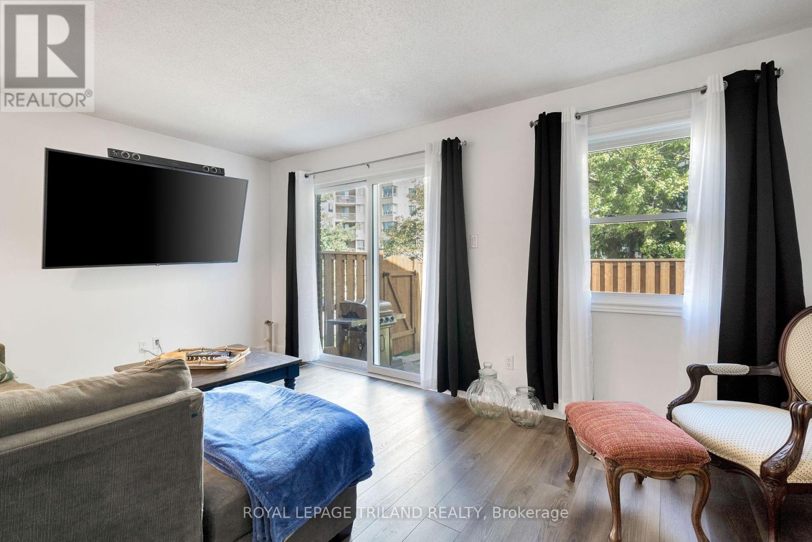 411 Wilkins Street, London South, Ontario  N6C 5B5 - Photo 13 - X12463019