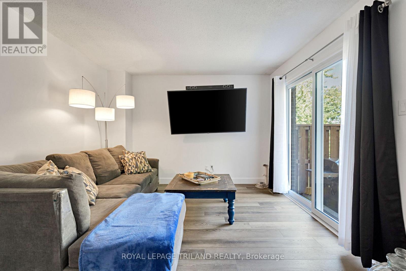 411 Wilkins Street, London South, Ontario  N6C 5B5 - Photo 14 - X12463019