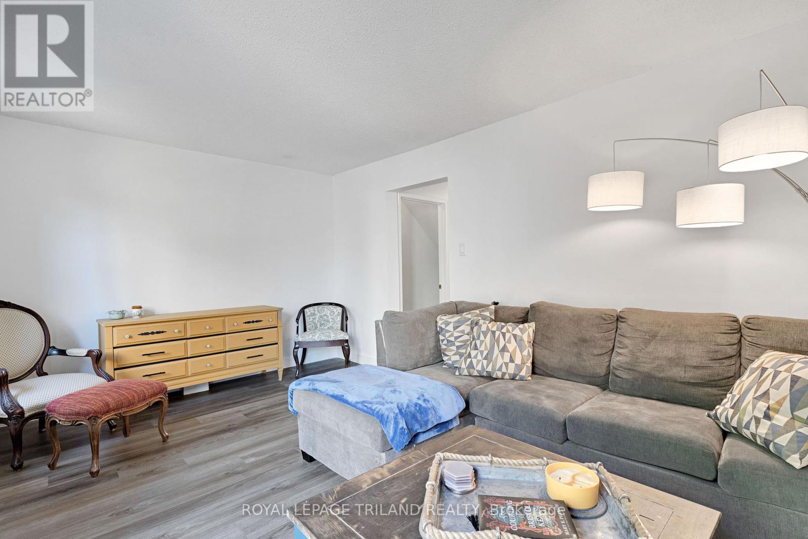 411 Wilkins Street, London South, Ontario  N6C 5B5 - Photo 16 - X12463019