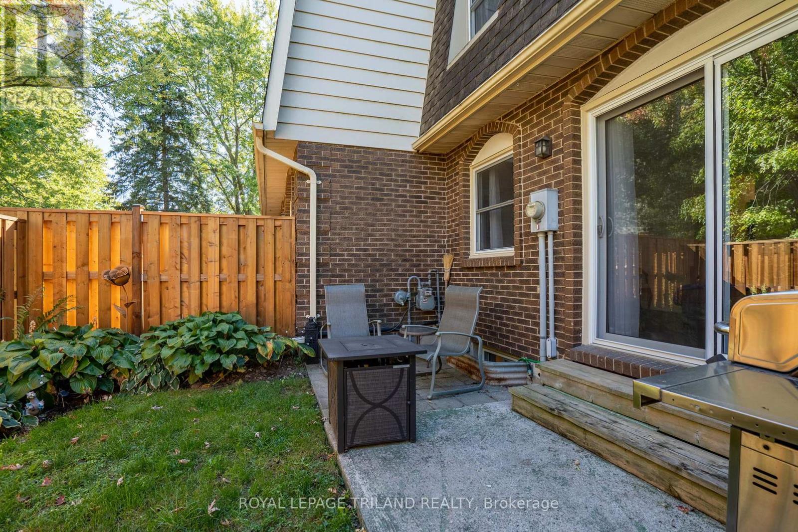 411 Wilkins Street, London South, Ontario  N6C 5B5 - Photo 35 - X12463019