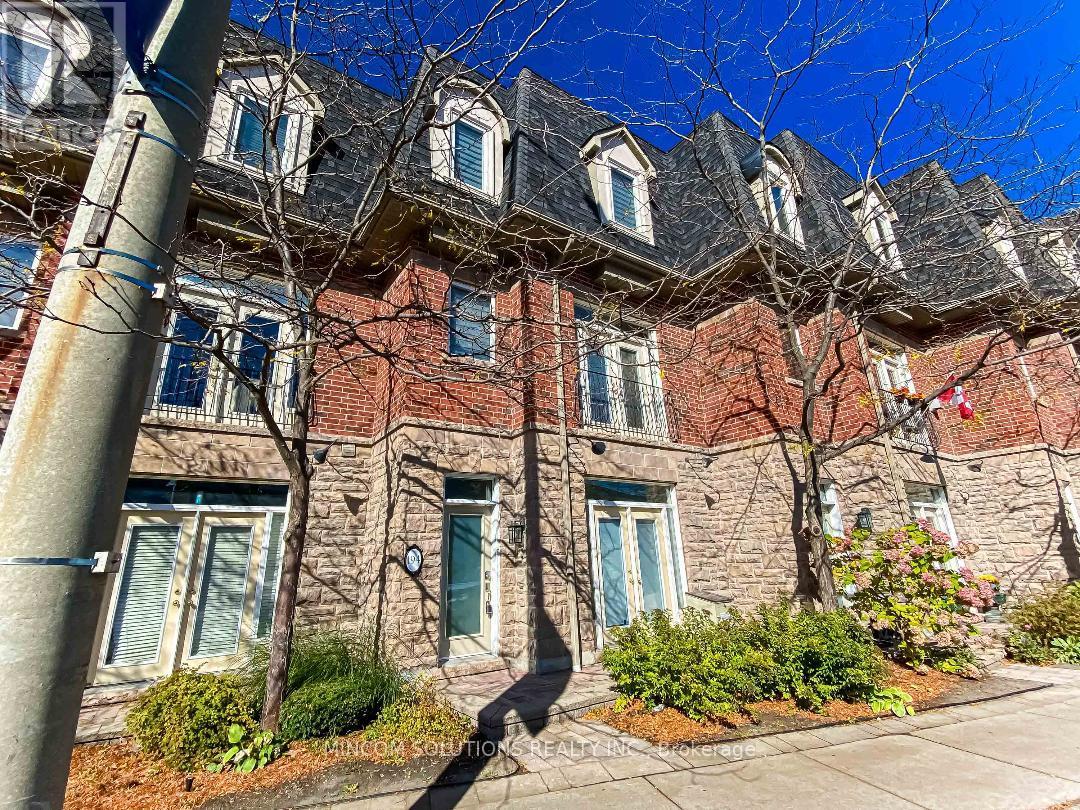 194 LAKESHORE ROAD W, Mississauga, Ontario