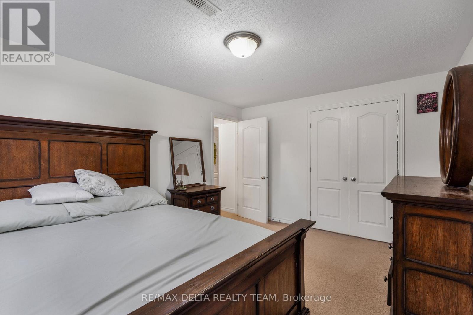702 Cabris Crescent, Ottawa, Ontario  K4A 0T6 - Photo 23 - X12462947