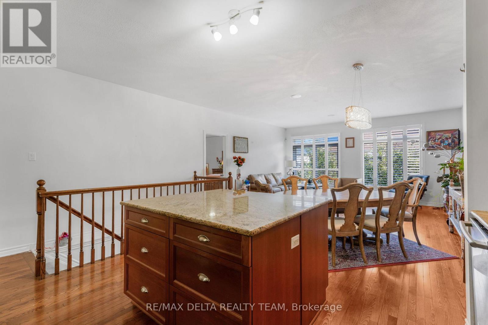 702 Cabris Crescent, Ottawa, Ontario  K4A 0T6 - Photo 8 - X12462947