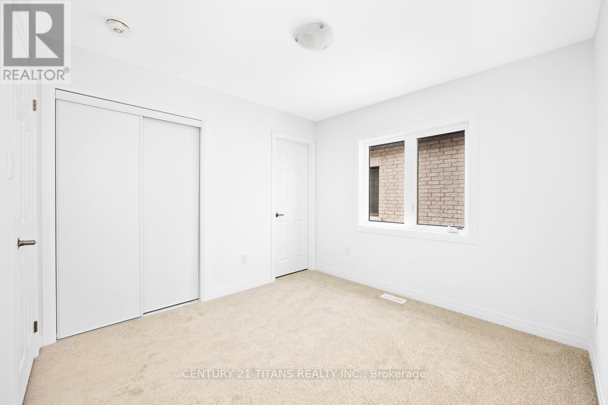 159 Velvet Way, Thorold, Ontario  L2V 0P1 - Photo 7 - X12462564