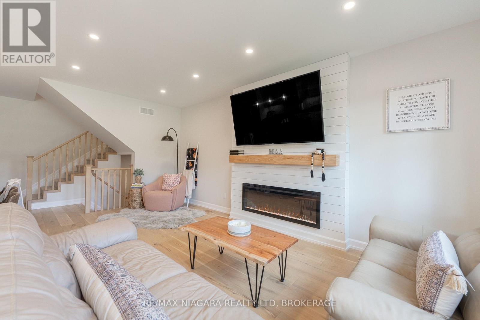 7194 Parsa Street, Niagara Falls (Brown), Ontario  L2H 3T1 - Photo 13 - X12462996