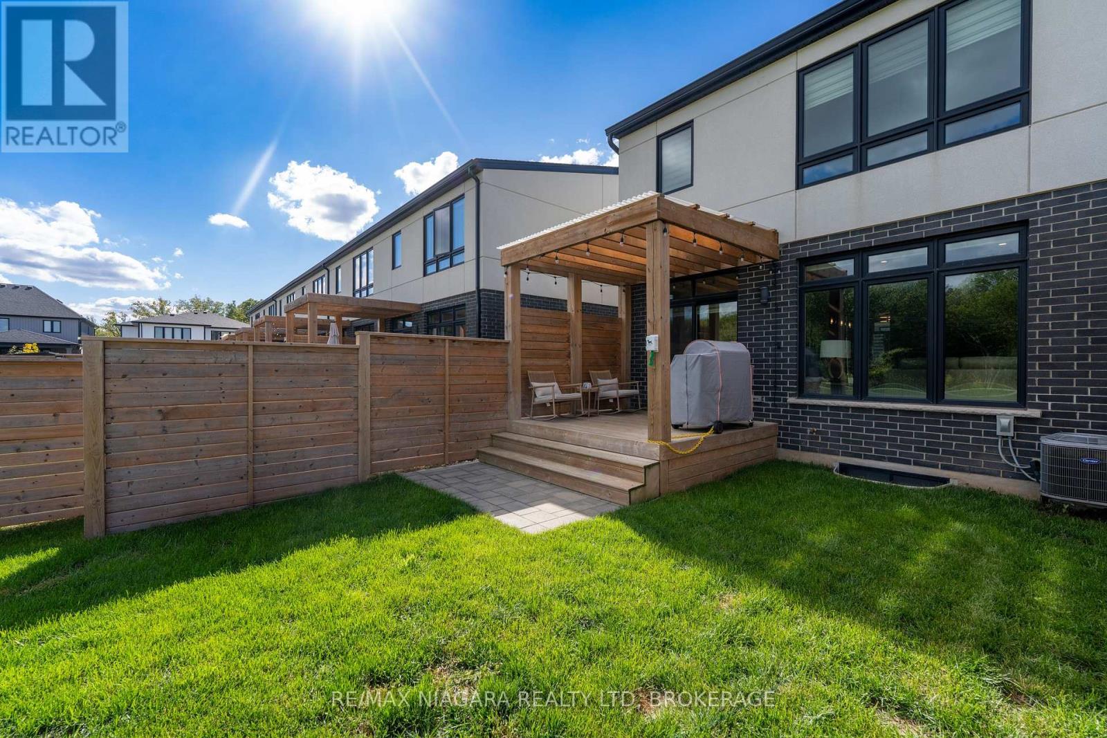 7194 Parsa Street, Niagara Falls (Brown), Ontario  L2H 3T1 - Photo 42 - X12462996