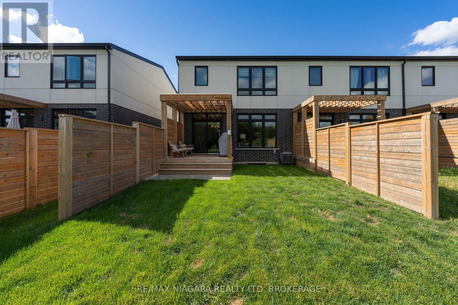 7194 Parsa Street, Niagara Falls (Brown), Ontario  L2H 3T1 - Photo 43 - X12462996