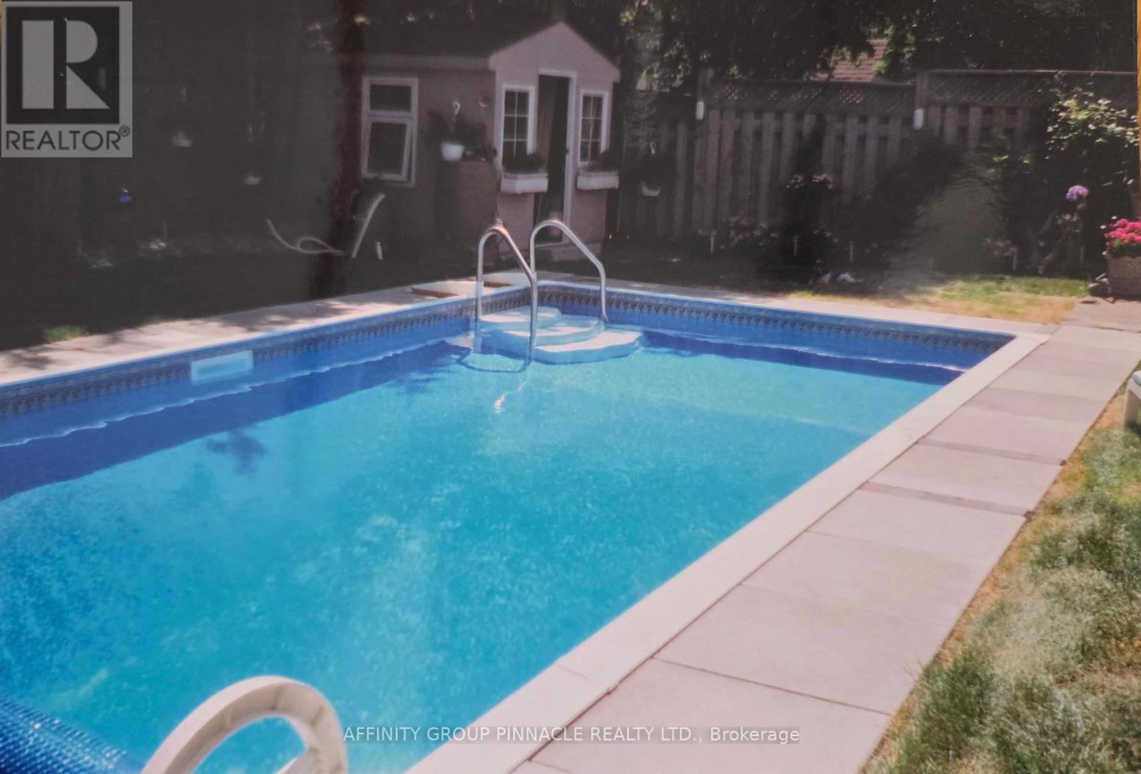 504 Elm Road, Whitchurch-Stouffville, Ontario  L4A 2S1 - Photo 5 - N12463063
