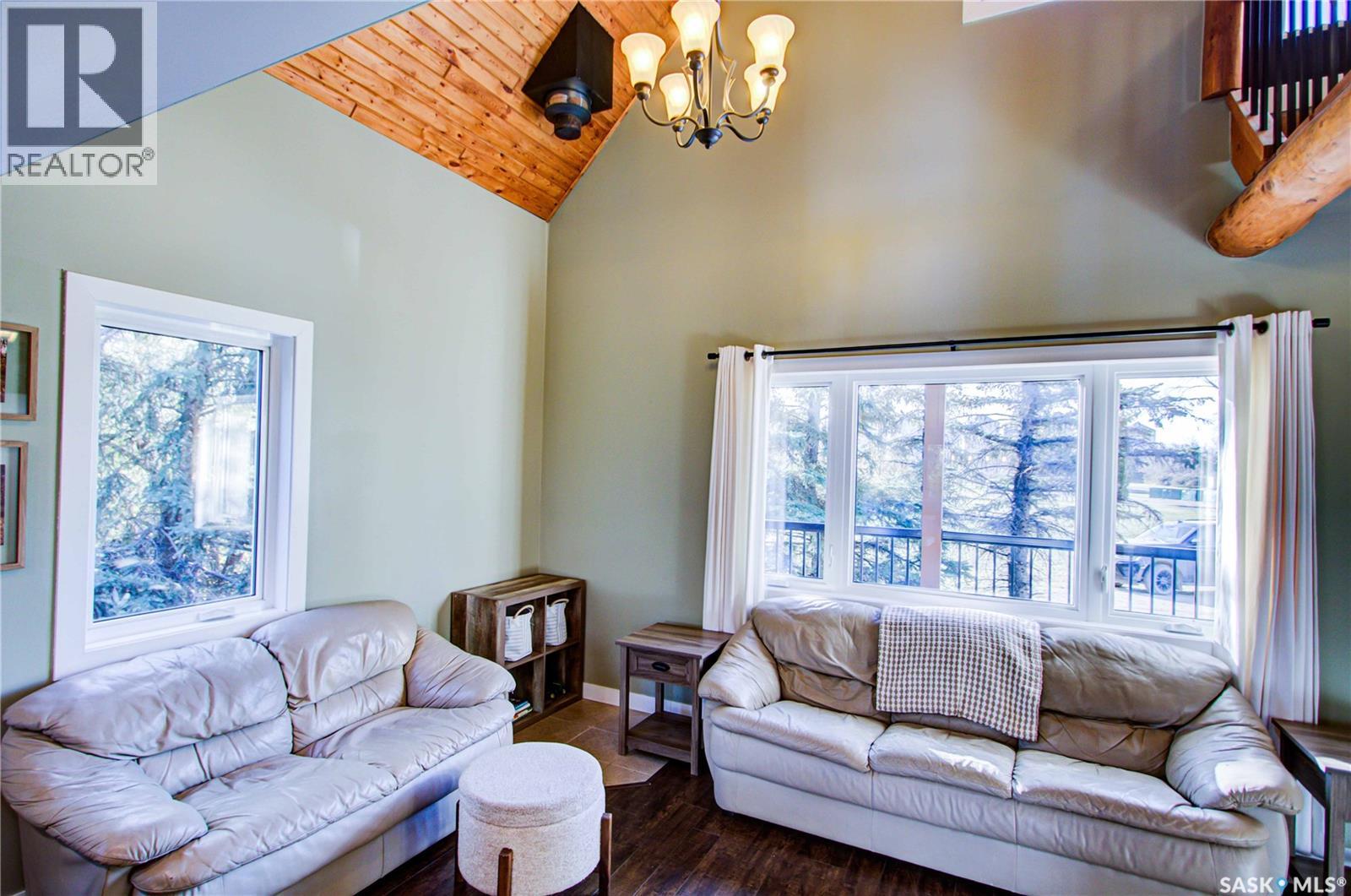 437 2nd Street, Beatty, Saskatchewan  S0J 0C0 - Photo 8 - SK020855