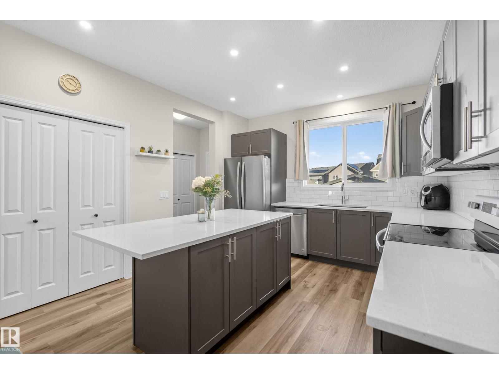 1011 Daniels Lo Sw, Edmonton, Alberta  T6W 4C9 - Photo 13 - E4462124
