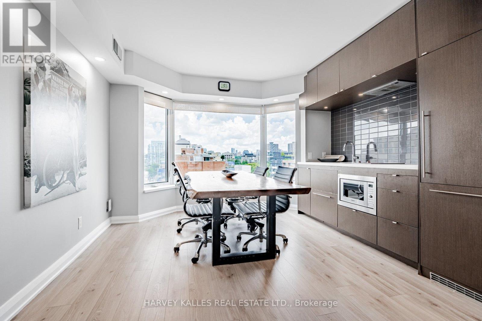 819 - 155 Yorkville Avenue, Toronto, Ontario  M5R 1C4 - Photo 22 - C12462805