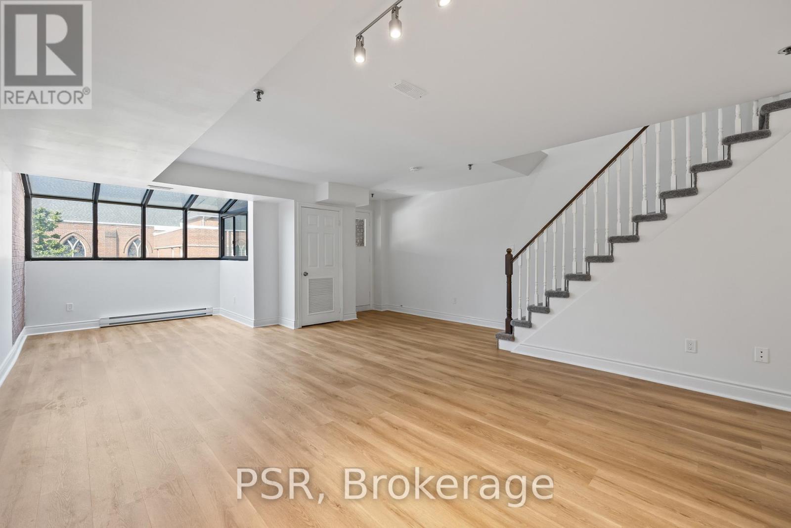 6 - 3314 YONGE STREET, Toronto, Ontario