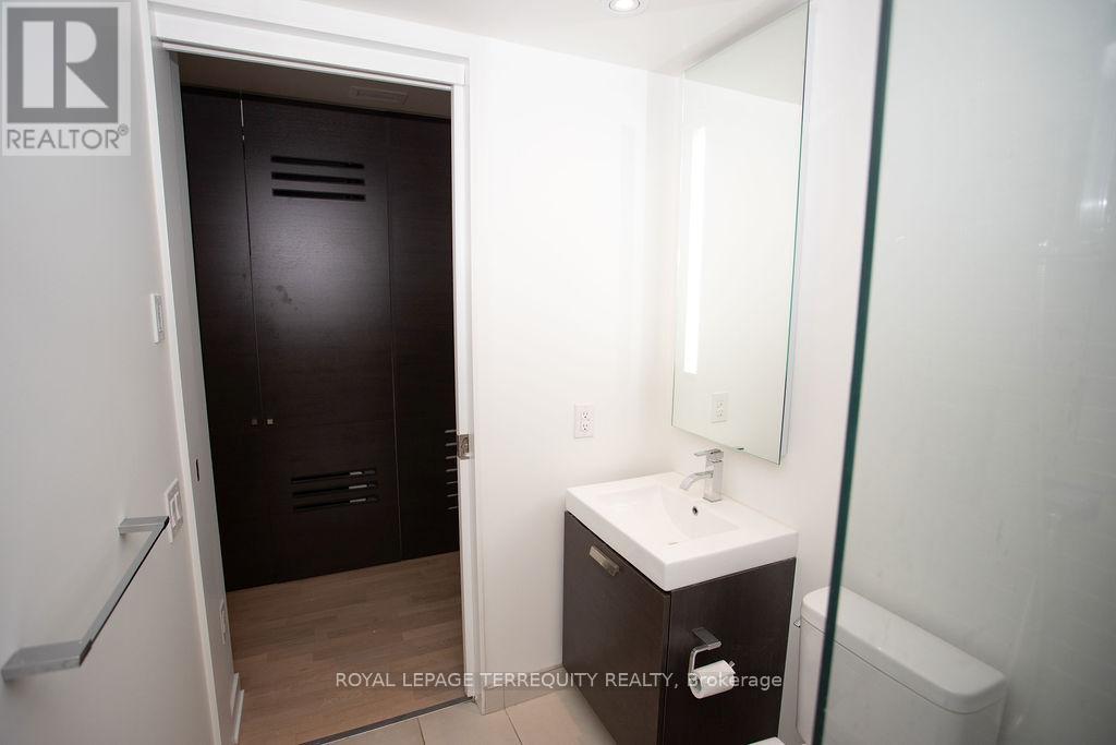 425 - 629 King Street W, Toronto, Ontario  M5V 0G9 - Photo 17 - C12462818