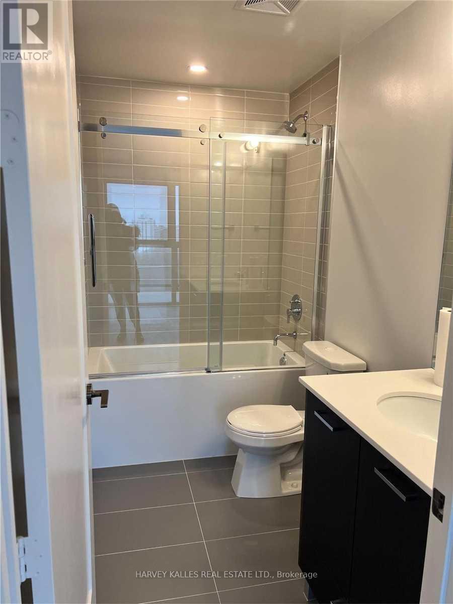 1403 - 11 Lillian Street, Toronto, Ontario  M4S 2H7 - Photo 11 - C12462826