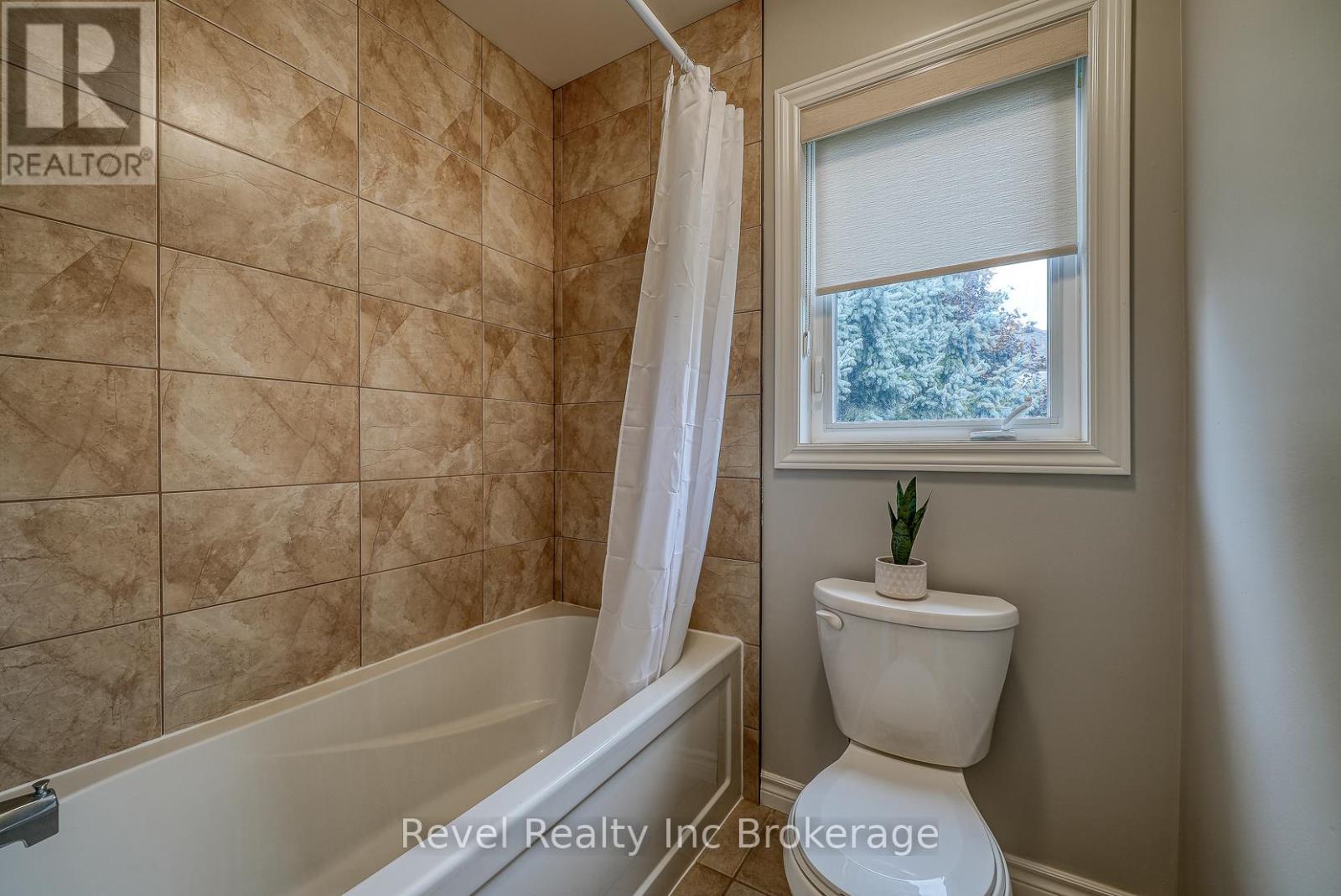 2 Brookfield Court, Ingersoll, Ontario  N5C 0C4 - Photo 10 - X12462886
