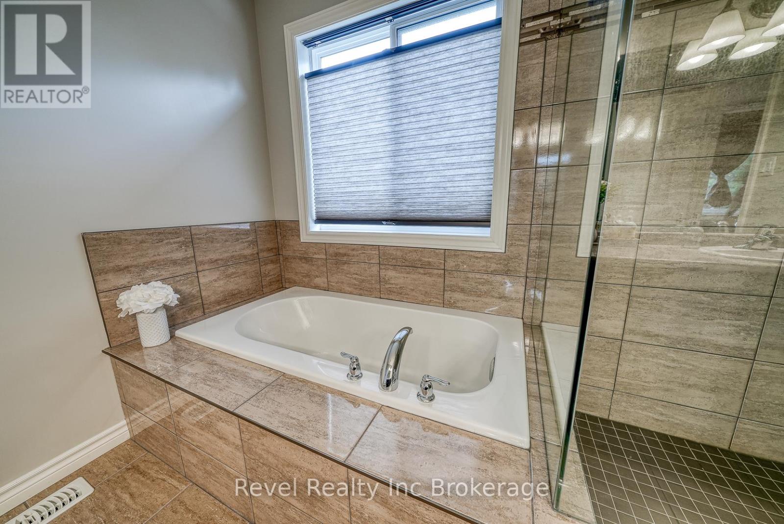 2 Brookfield Court, Ingersoll, Ontario  N5C 0C4 - Photo 24 - X12462886