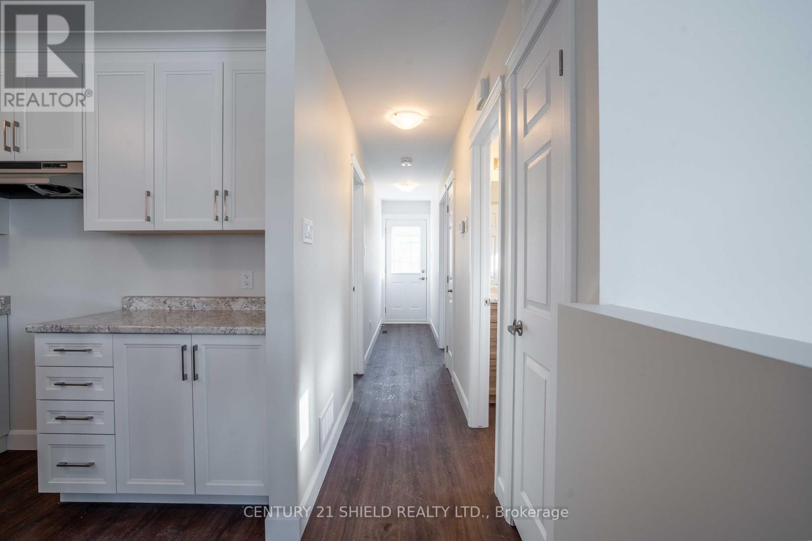 301 Kooiman Avenue, Cornwall, Ontario  K6J 0C4 - Photo 17 - X12463010