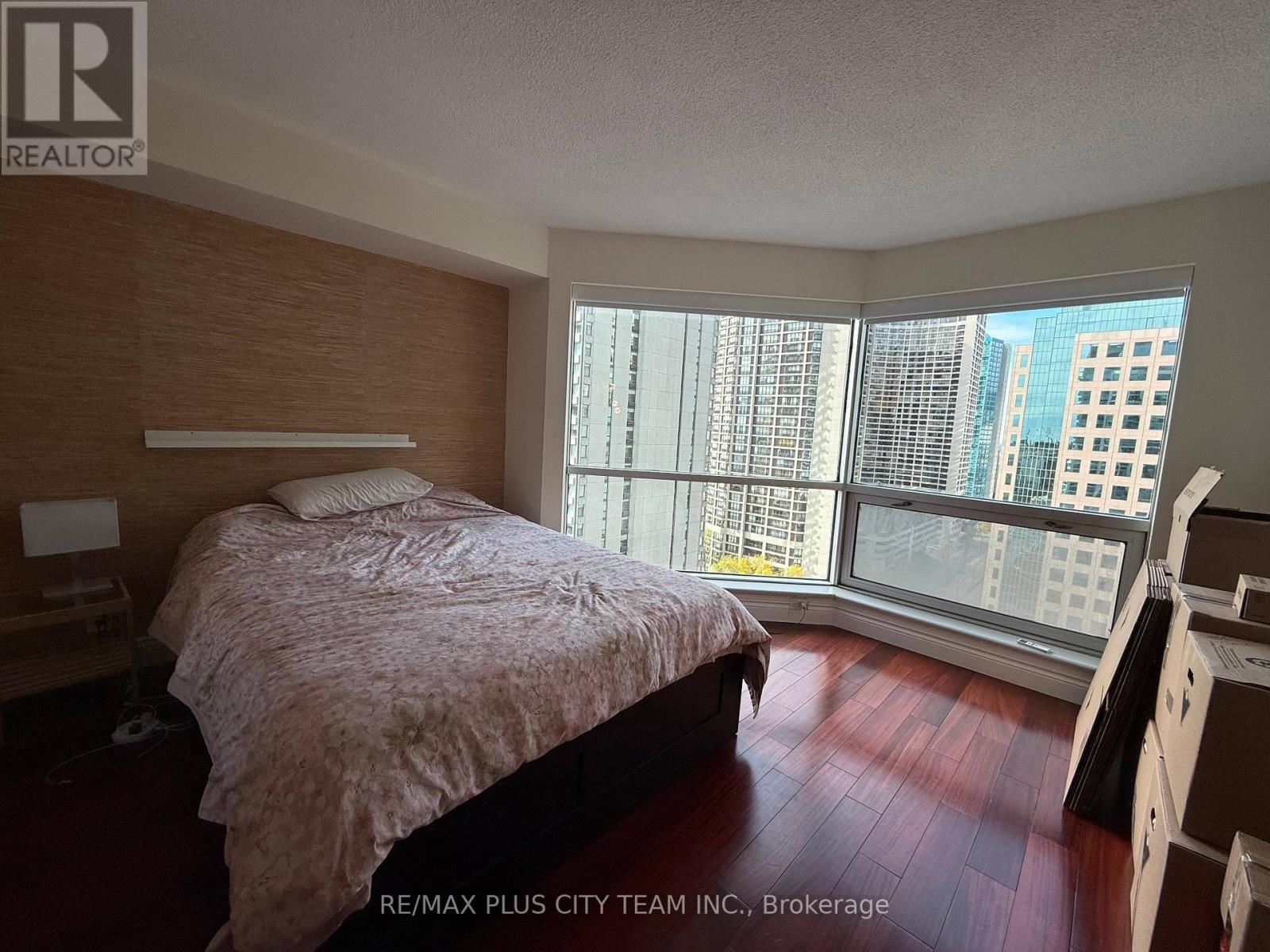1807 - 10 Queens Quay W, Toronto, Ontario  M5J 2R9 - Photo 15 - C12457214