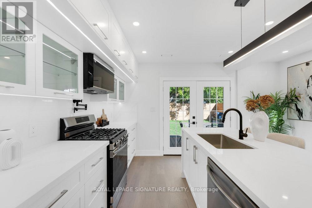 87 Wiley Avenue, Toronto, Ontario  M4J 3W5 - Photo 14 - E12462784