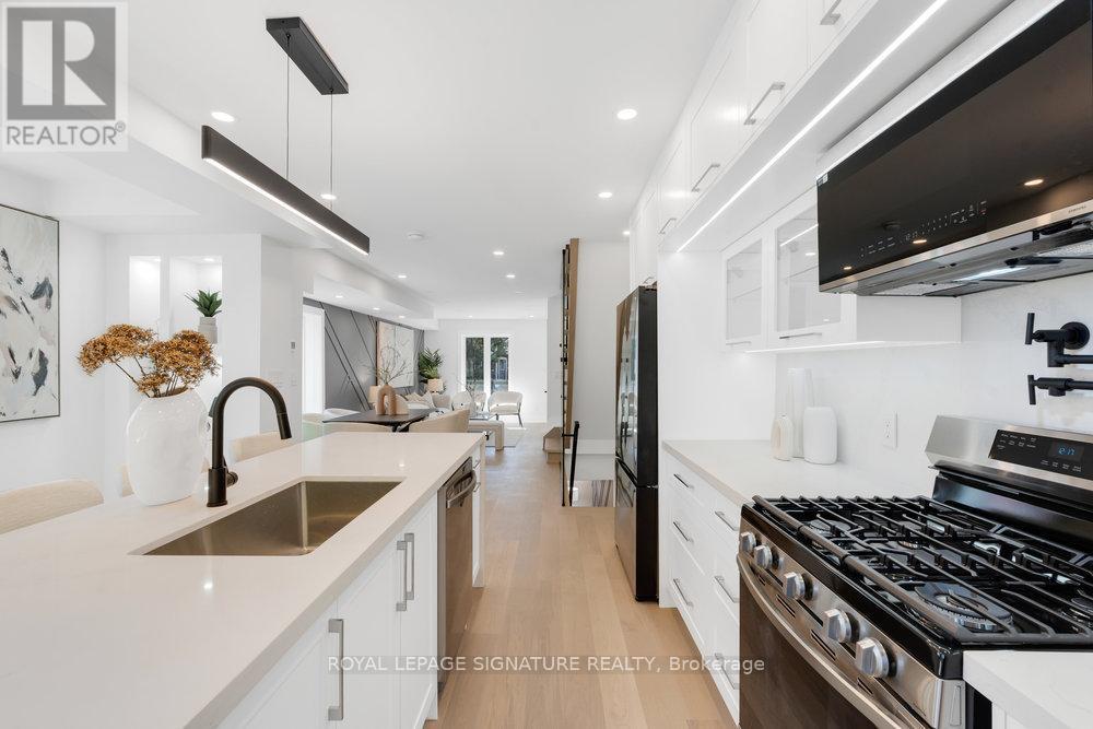 87 Wiley Avenue, Toronto, Ontario  M4J 3W5 - Photo 15 - E12462784