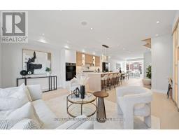 266 WESTLAKE AVENUE, Toronto, Ontario