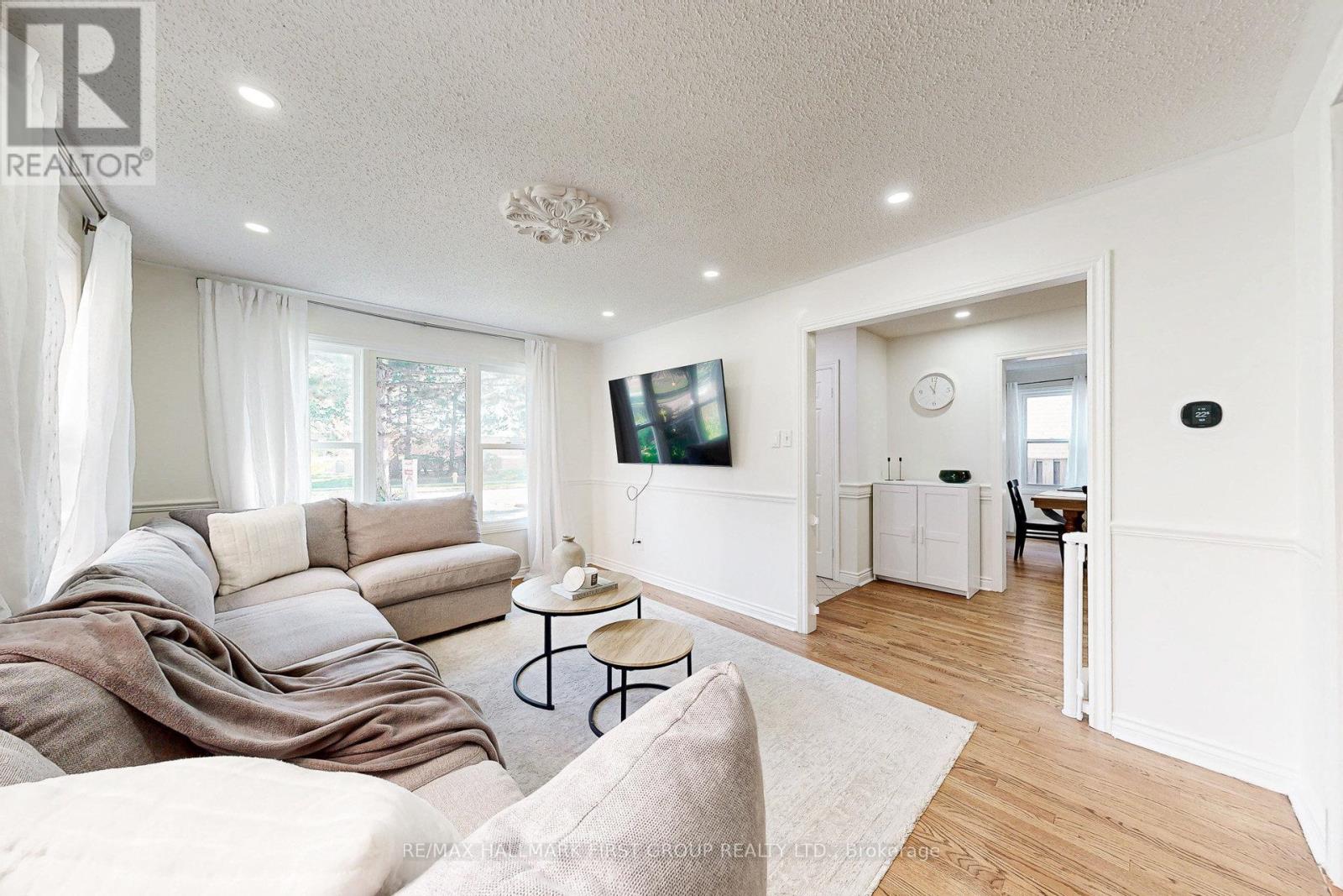 1522 Amberlea Road, Pickering, Ontario  L1V 4T7 - Photo 7 - E12462837