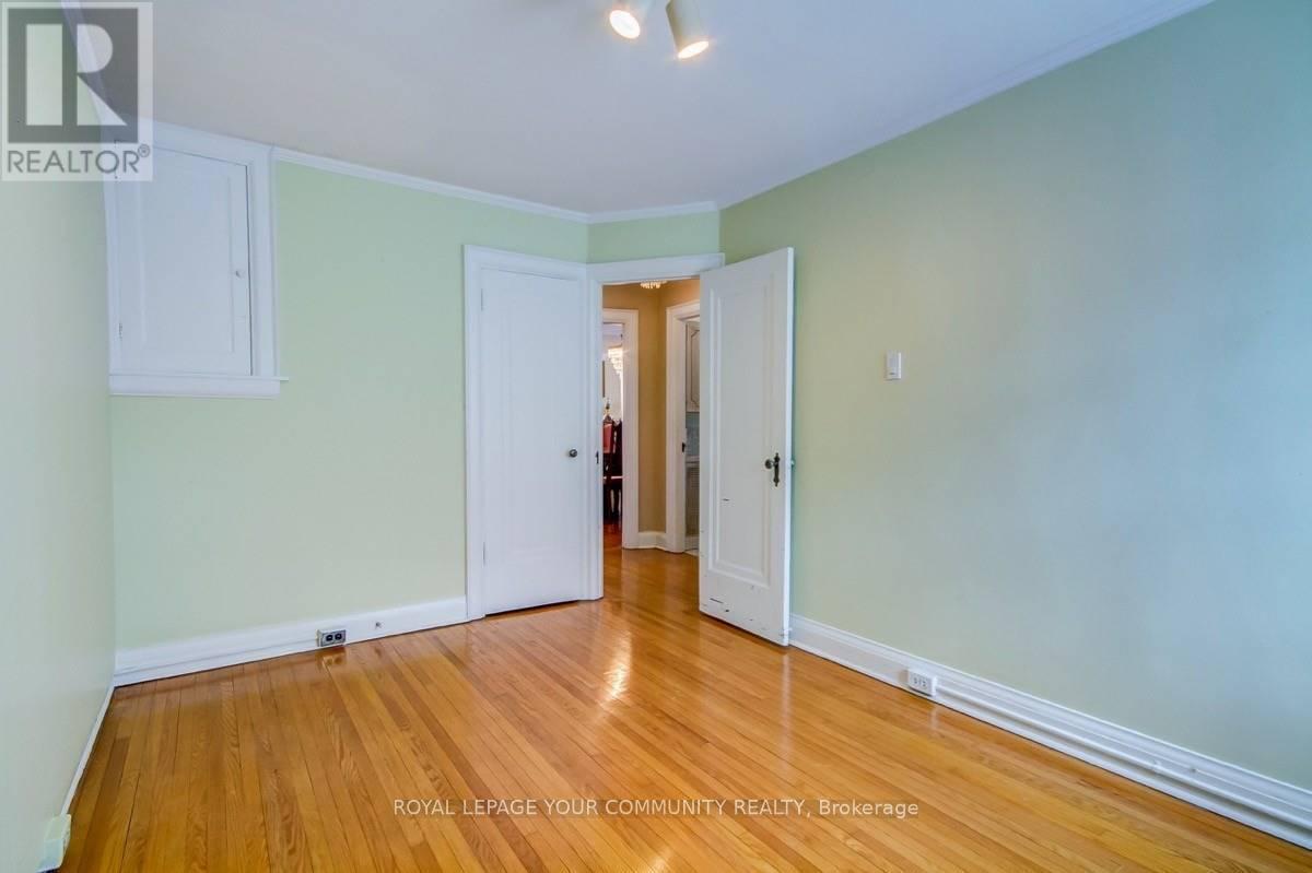203 Woodycrest Avenue, Toronto, Ontario  M4J 3C4 - Photo 11 - E12462846