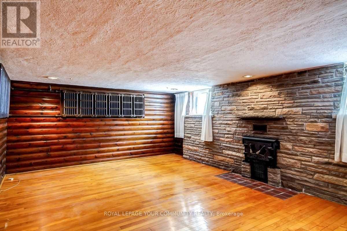 203 Woodycrest Avenue, Toronto, Ontario  M4J 3C4 - Photo 14 - E12462846