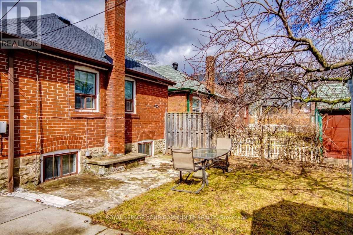 203 Woodycrest Avenue, Toronto, Ontario  M4J 3C4 - Photo 17 - E12462846