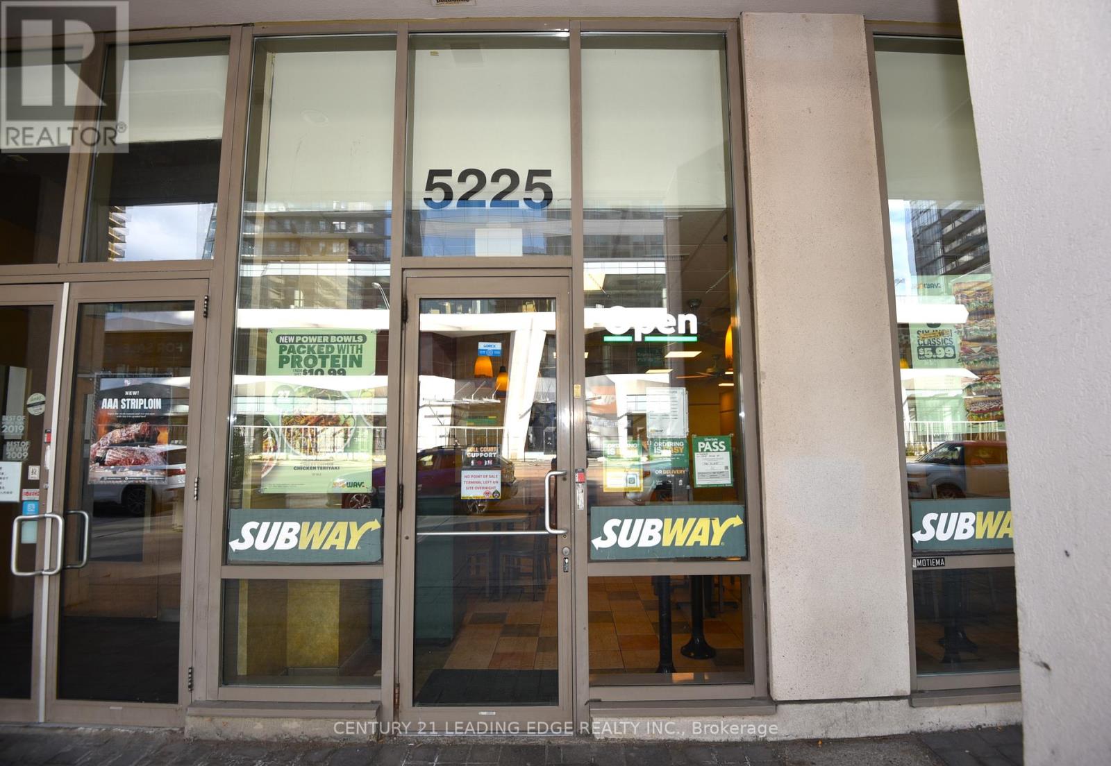 3 - 5225 Yonge Street, Toronto, Ontario  M2N 5P8 - Photo 3 - C12462670