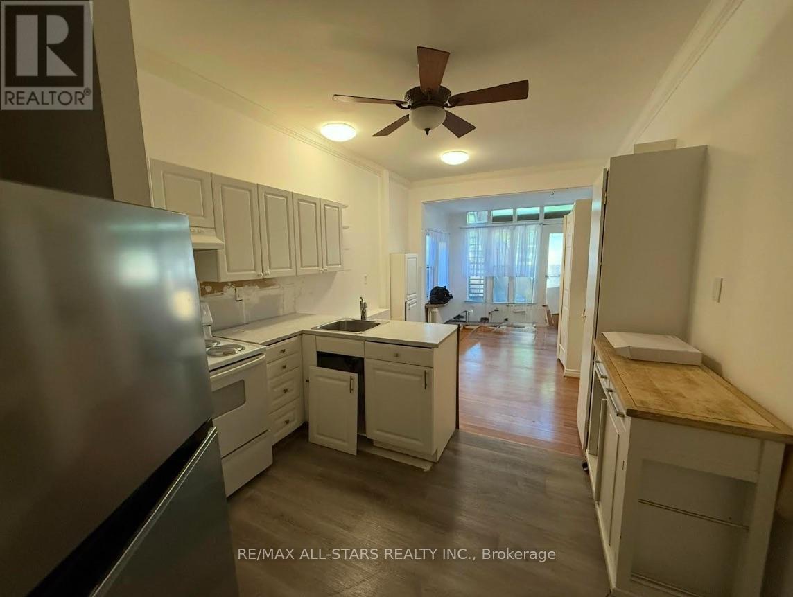 1 - 1918a Queen Street E, Toronto, Ontario  M4L 1H6 - Photo 2 - E12358992