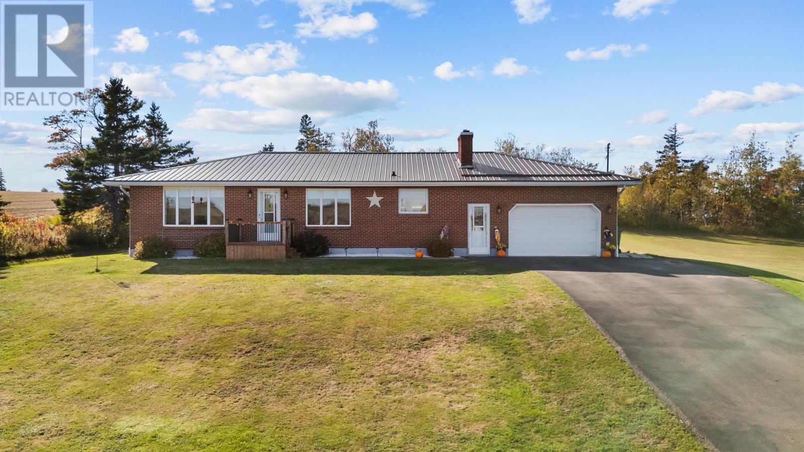 2389 Mackinnion Point Road, Pisquid, Prince Edward Island