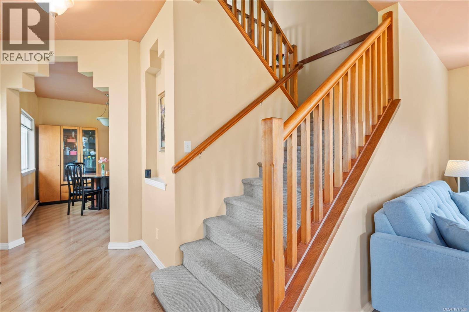 2901 Harriet Rd, Victoria, British Columbia  V8T 4N4 - Photo 10 - 1017538