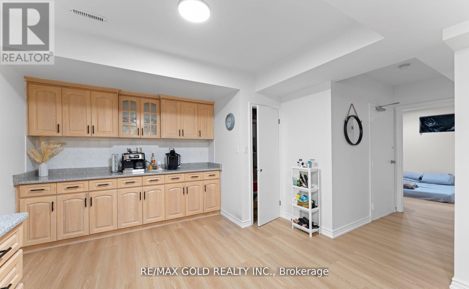 Bsmt - 20 Garden Avenue, Richmond Hill, Ontario  L4C 6L9 - Photo 5 - N12372215