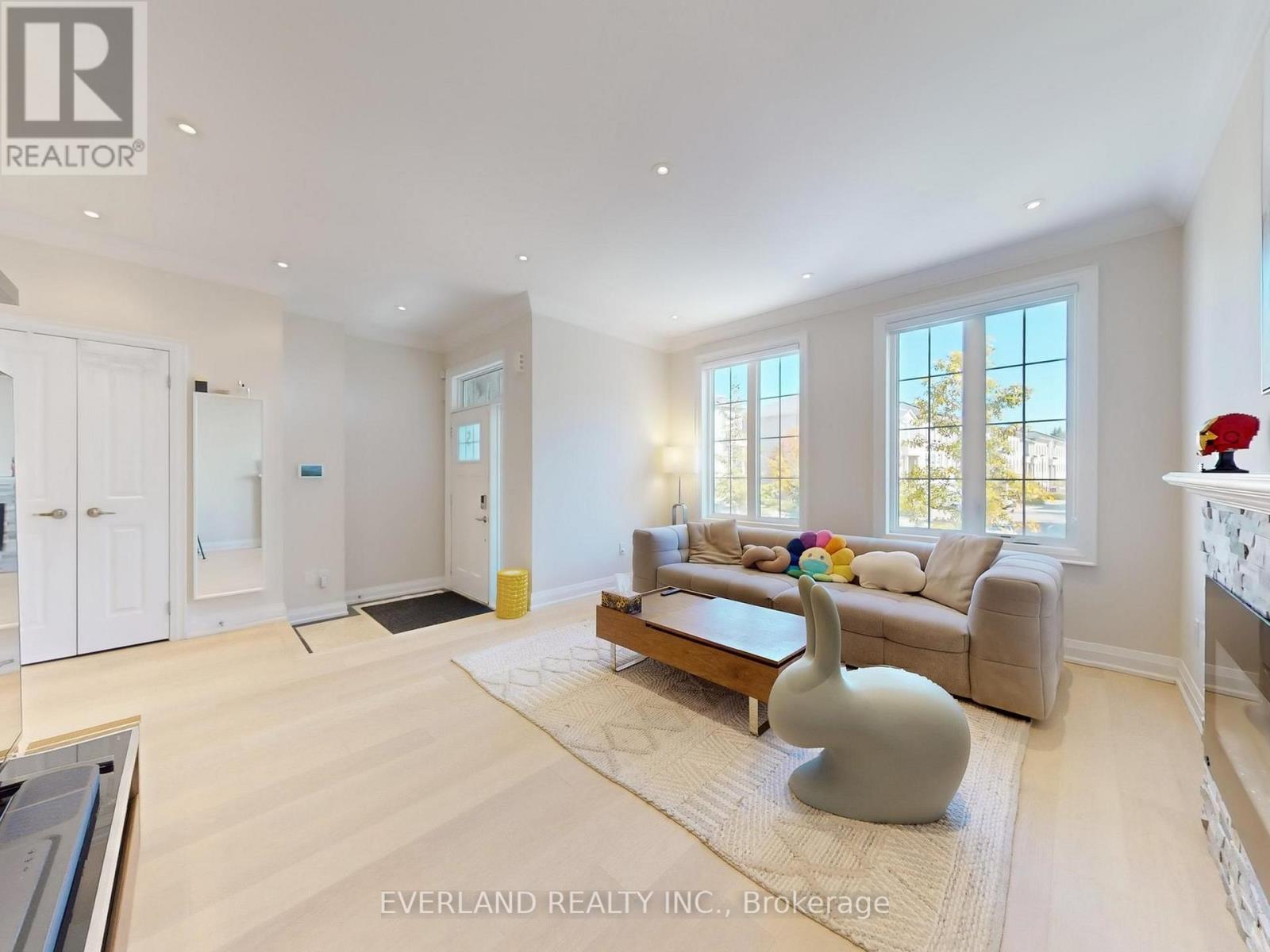 5 POINT PELEE LANE, Richmond Hill, Ontario